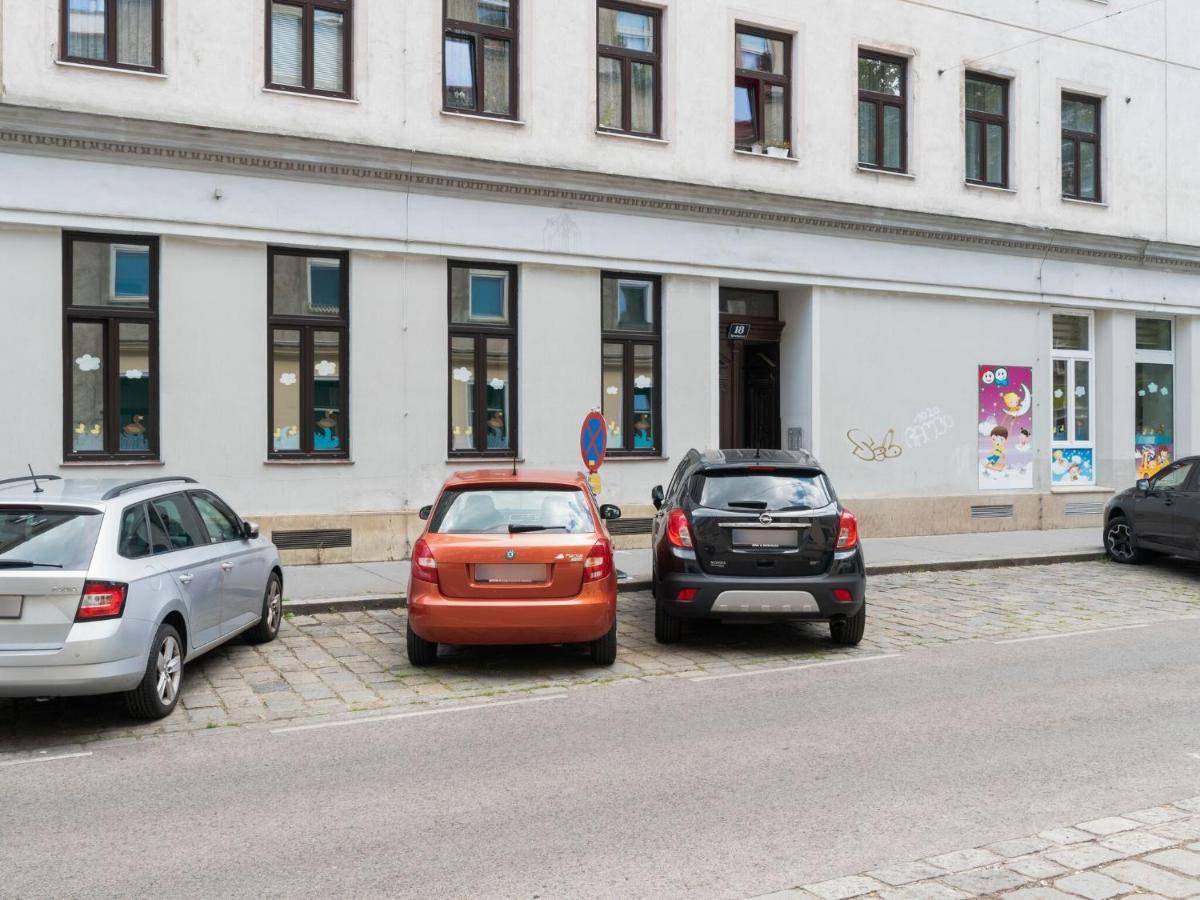 Elegant Apartment In Vienna With Patio Ngoại thất bức ảnh