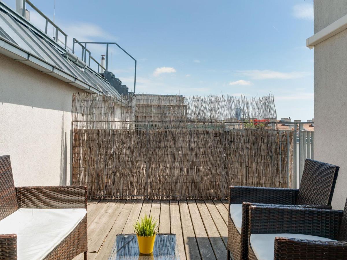 Elegant Apartment In Vienna With Patio Ngoại thất bức ảnh