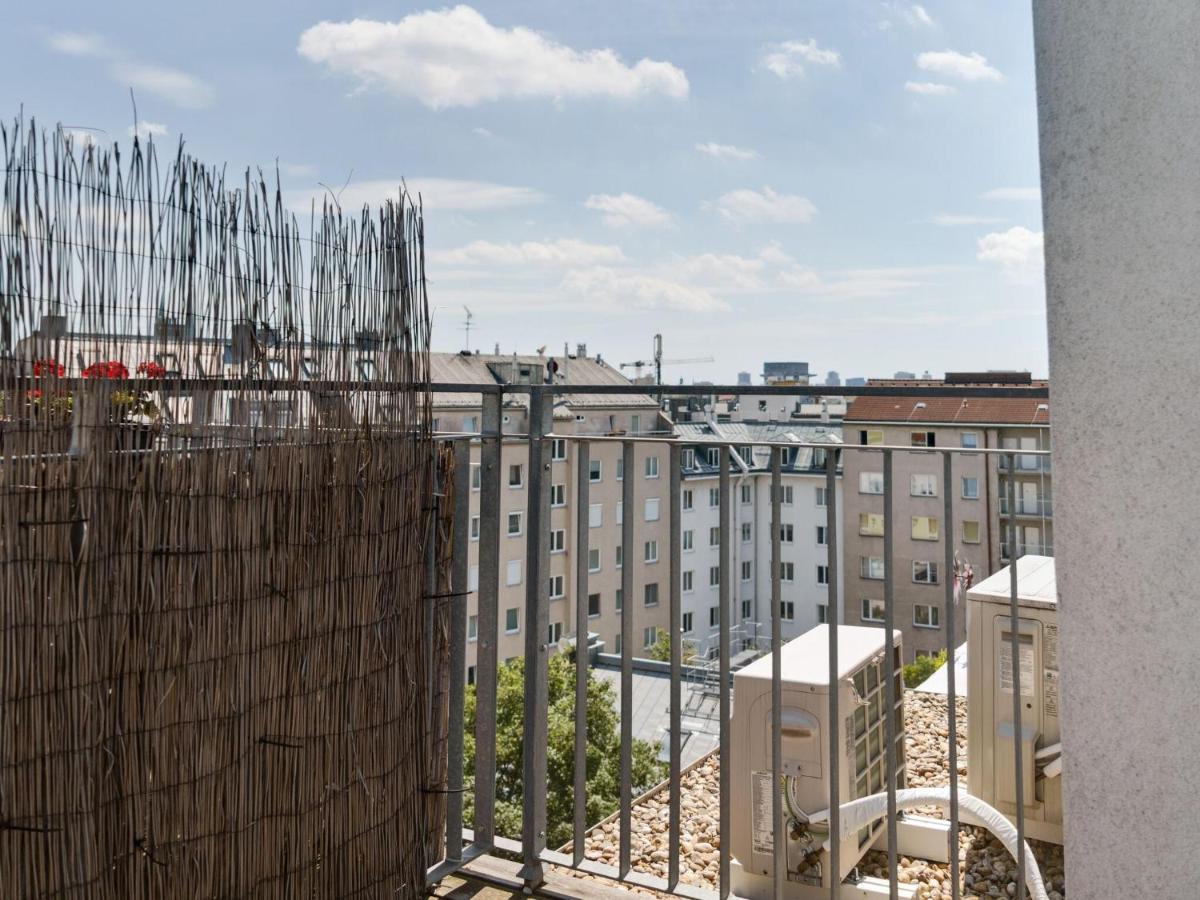 Elegant Apartment In Vienna With Patio Ngoại thất bức ảnh